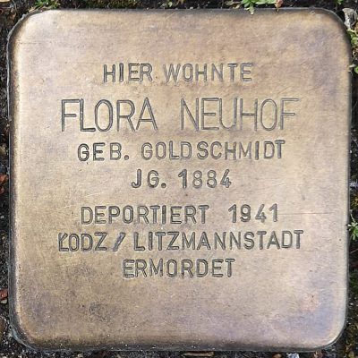 Stolperstein_Flora_NEUHOF_in_Schlüchtern_vor_Haus_Grabenstrasse_11