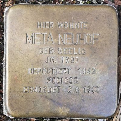 Stolperstein_Meta_NEUHOF_in_Schlüchtern_vor_dem_Haus_Unter_den_Linden_14